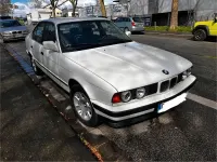 Gebraucht BMW 520 129 PS (94 kW) 1989 Weiß Limousine