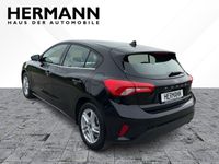 gebraucht Ford Focus 1.0 EcoBoost Cool & Connect *NAVI*LED*SYNC