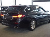Gebraucht BMW 520 190 PS (139 kW) 2023 Schwarz Kombi