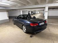 Gebraucht BMW 325 Cabriolet 218 PS (160 kW) 2007 Blau Cabrio