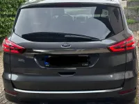 Gebraucht Ford S-MAX Titanium 150 PS (110 kW) 2017 Grau Van / Kleinbus