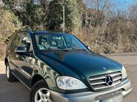 Gebraucht Mercedes ML270 163 PS (119 kW) 2001 Grün SUV