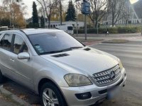 Gebraucht Mercedes ML320 221 PS (162 kW) 2005 SUV