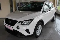 Gebraucht Seat Arona Style 110 PS (80 kW) 2023 ´candy´ weiss SUV