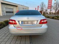 Gebraucht Mercedes E220 170 PS (125 kW) 2009 Limousine