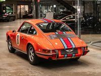 Gebraucht Porsche 911 125 PS (91 kW) 1971 Porsche blutorange 2323 Coupé
