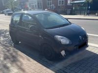 Second-hand Renault Twingo 75 CP (55 kW) 2010 Negru Hatchback