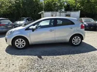 Gebraucht Kia Rio Edition 7 109 PS (80 kW) 2014 Silber Kleinwagen