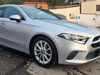 Gebraucht Mercedes A180 136 PS (100 kW) 2019 Silber Limousine