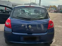 Second-hand Renault Clio II 75 CP (55 kW) 2007 Albastru Berlinǎ