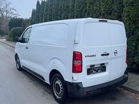 Gebraucht Opel Vivaro 102 PS (75 kW) 2020 Weiß Van / Kleinbus