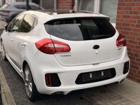 Gebraucht Kia Ceed GT-Track 204 PS (150 kW) 2015 Weiß Kleinwagen