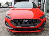 Gebraucht Ford Focus ST 280 PS (205 kW) 2026 Racered Limousine