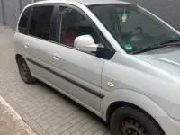 Gebraucht Hyundai Matrix 101 PS (74 kW) 2009 Silber Van / Kleinbus