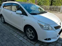 Gebraucht Toyota Verso Travel 147 PS (108 kW) 2012 Weiß Van / Kleinbus