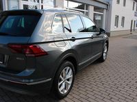Gebraucht VW Tiguan Highline 190 PS (139 kW) 2019 Grau SUV