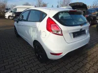 Gebraucht Ford Fiesta Cool & Sound Edition 80 PS (58 kW) 2014 Weiß Kleinwagen