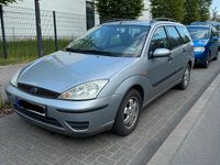 Usata Ford Focus 116 CV (85 kW) 2004 Argento Station wagon