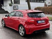 Gebraucht Mercedes A180 122 PS (89 kW) 2015 Rot Kleinwagen