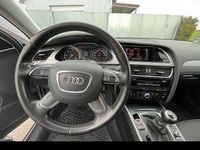 Gebraucht Audi A4 Ambiente 143 PS (105 kW) 2012 Silber Kombi