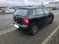 Gebraucht VW Polo 64 PS (47 kW) 2003 Schwarz Kleinwagen