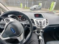 Gebraucht Ford Fiesta Titanium 82 PS (60 kW) 2012 Schwarz Kleinwagen