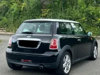 Gebraucht Mini Cooper 122 PS (89 kW) 2010 Schwarz Kleinwagen