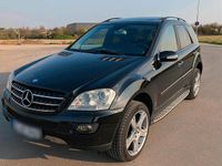Gebraucht Mercedes ML320 224 PS (164 kW) 2008 Schwarz SUV