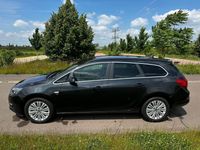 Gebraucht Opel Astra Selection 110 PS (80 kW) 2014 Schwarz Kombi