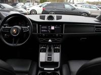 Gebraucht Porsche Macan 266 PS (195 kW) 2023 Schwarz SUV