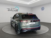 Gebraucht VW Tiguan R-line 193 PS (141 kW) 2025 Cipressinogrün metallic SUV