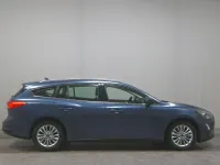 Używany Ford Focus Titanium 125 KM (91 kW) 2021 Brązowy Sedan/Limuzyna