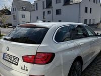 Gebraucht BMW 520 184 PS (135 kW) 2011 Weiß Kombi