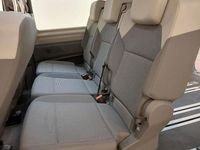 Second-hand VW Multivan 150 CP (110 kW) 2024 Gri Monovolum