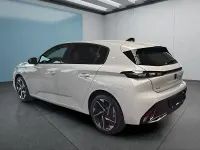 Gebraucht Peugeot 308 136 PS (100 kW) 2025 Weiß Kleinwagen