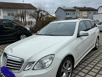 Gebraucht Mercedes E250 204 PS (150 kW) 2012 Weiß Kombi