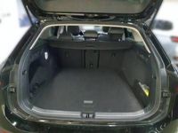 Gebraucht VW Passat IQ Drive 150 PS (110 kW) 2024 Schwarz Kombi