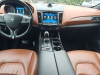 Gebraucht Maserati Levante 275 PS (202 kW) 2017 Schwarz SUV
