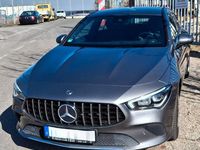Gebraucht Mercedes CLA200 Shooting Brake Progressive 163 PS (119 kW) 2019 Grau Kombi