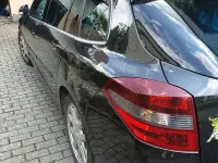 Gebraucht Renault Laguna GrandTour Dynamique 150 PS (110 kW) 2010 Schwarz Kombi