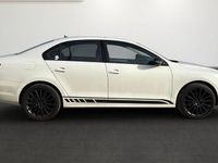 Gebraucht VW Jetta Allstar 105 PS (77 kW) 2015 Weiß Limousine