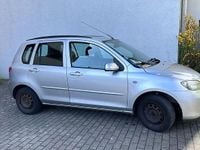 Usata Mazda 2 Exclusive 101 CV (74 kW) 2004 Grigio Utilitaria