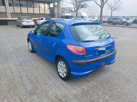 Gebraucht Peugeot 206 60 PS (44 kW) 2004 Blau Kleinwagen
