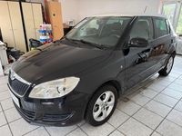 Gebraucht Skoda Fabia Ambition 69 PS (50 kW) 2012 Schwarz Limousine