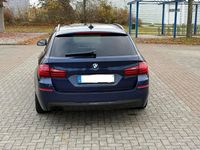 Gebraucht BMW 520 190 PS (139 kW) 2016 Blau Kombi