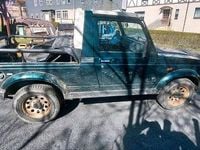 Usado Suzuki Samurai 70 HP (51 kW) 2000 Verde SUV