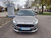 Gebraucht Ford S-MAX Titanium 179 PS (131 kW) 2016 Silber Van / Kleinbus