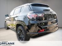 Gebraucht Jeep Compass 131 PS (96 kW) 2024 Schwarz SUV