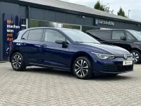 Gebraucht VW Golf VII United 110 PS (80 kW) 2021 Atlantic blue Kleinwagen