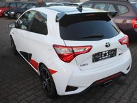 Gebraucht Toyota Yaris 212 PS (155 kW) 2018 Weiß Kleinwagen